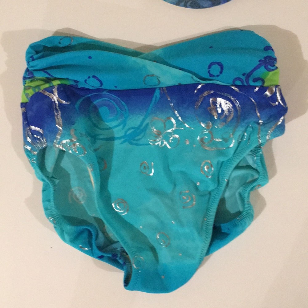 Tara Grinna bathing suit - Picture 4 of 9